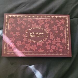 NWOB Ace Beauté Mystic Romance Palette
